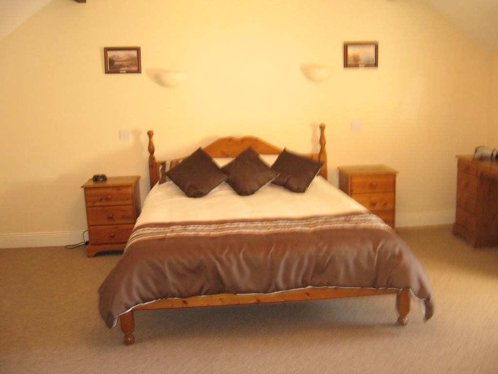 Ballagh Court Villa Ballynabola ภายนอก รูปภาพ