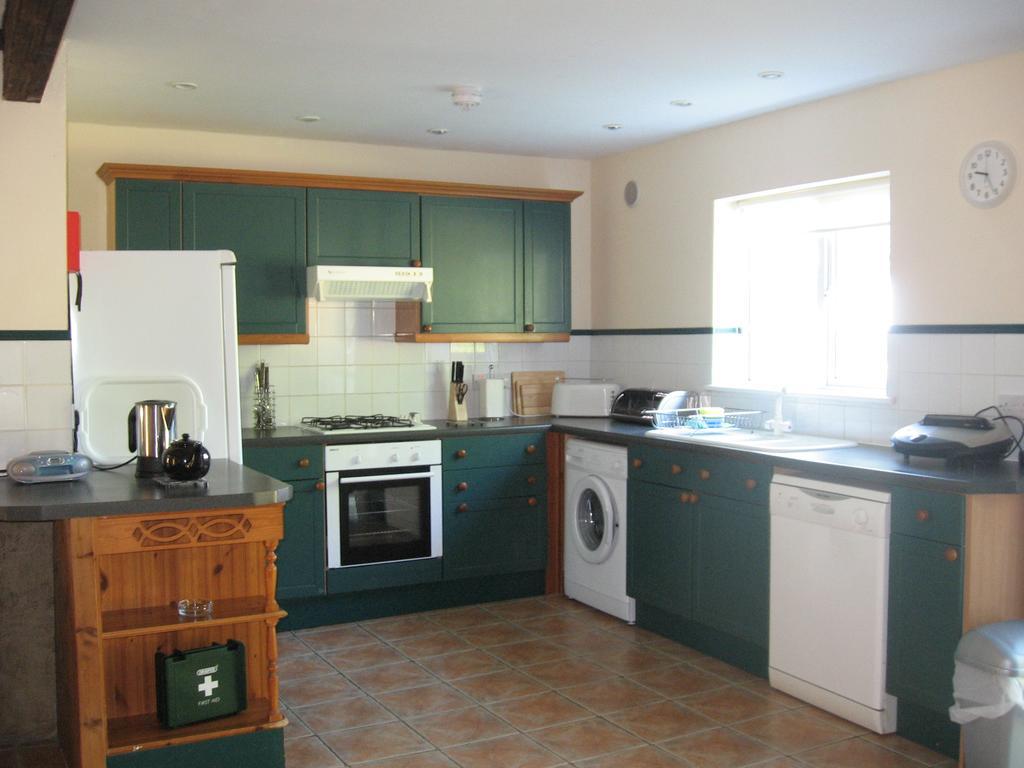 Ballagh Court Villa Ballynabola ภายนอก รูปภาพ